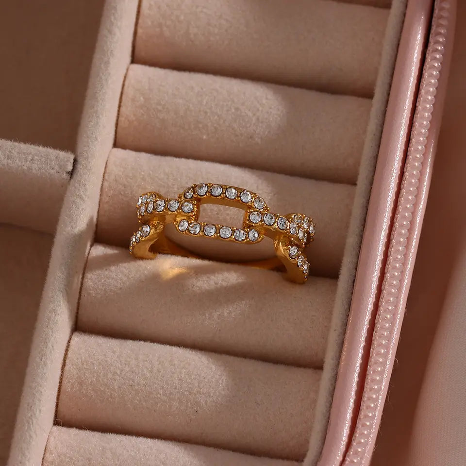 Sparkling Cz O Shape Link Chain Ring - Gold