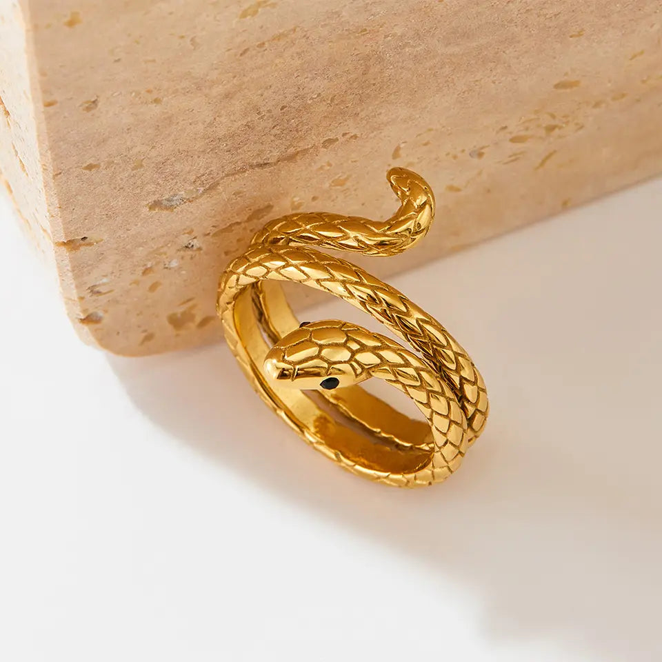 Trendy Snake Shape Ring