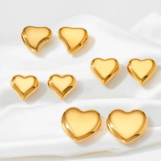 Heart-shaped Stud Earrings - Gold