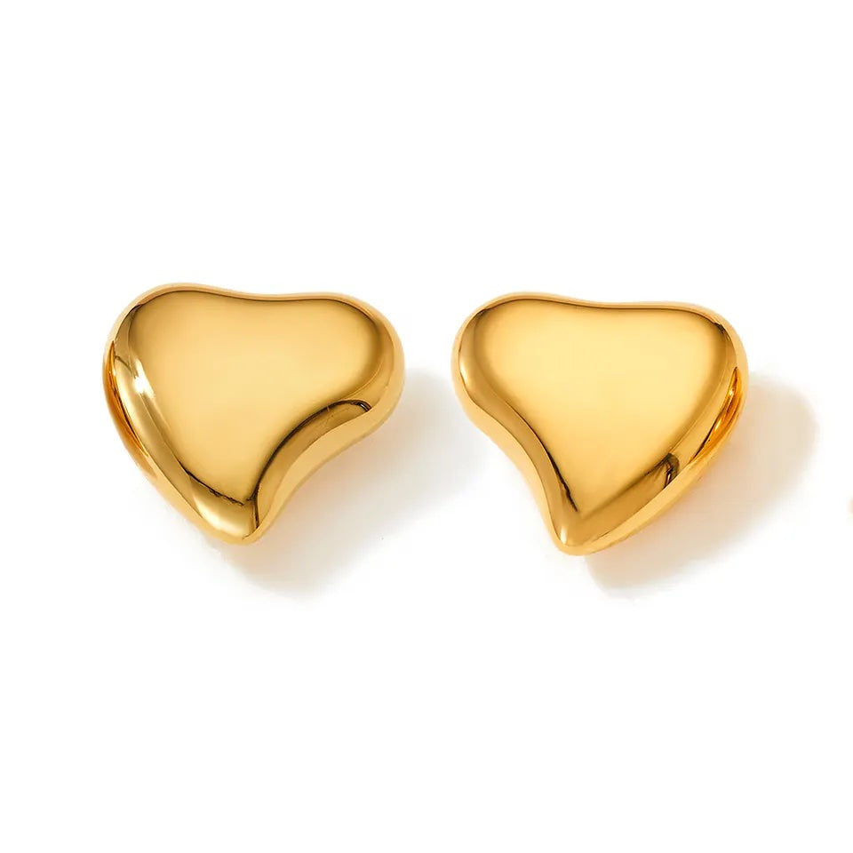 Heart-shaped Stud Earrings - Gold