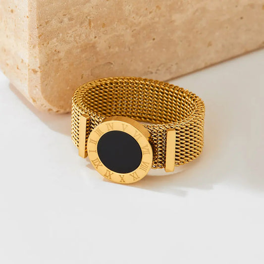 Mesh Roman Numeral Shell Ring - Gold