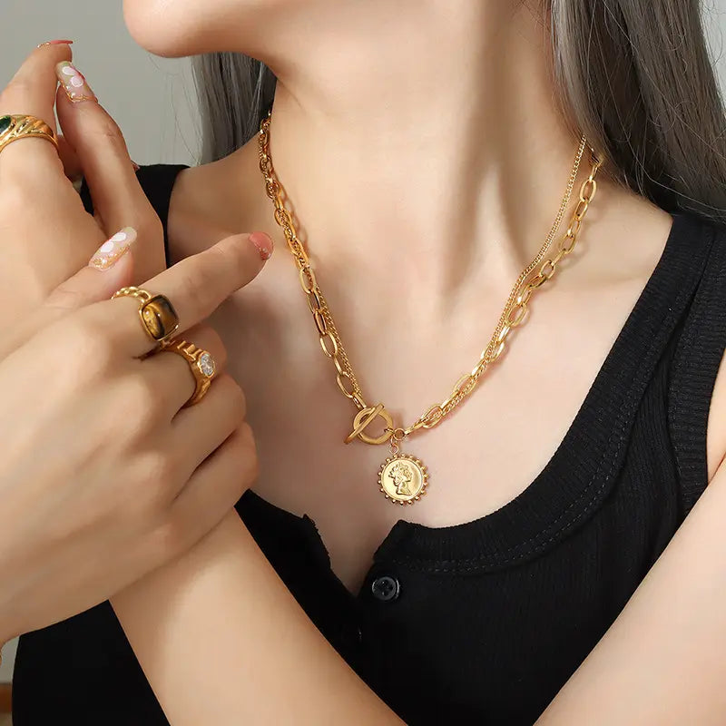 Double Layer Coin Pendant Necklace - Gold