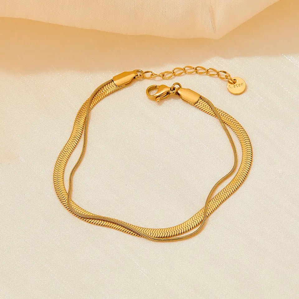 Exquisite Flat Snake Bracelet - Gold