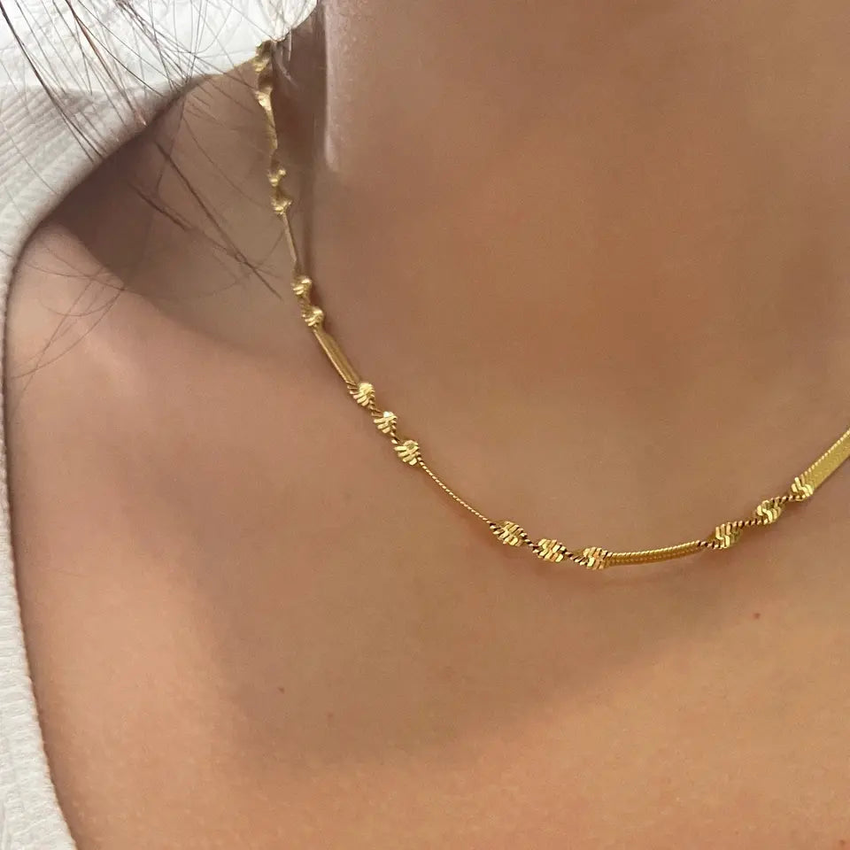 Twist Herringbone Necklace - Gold