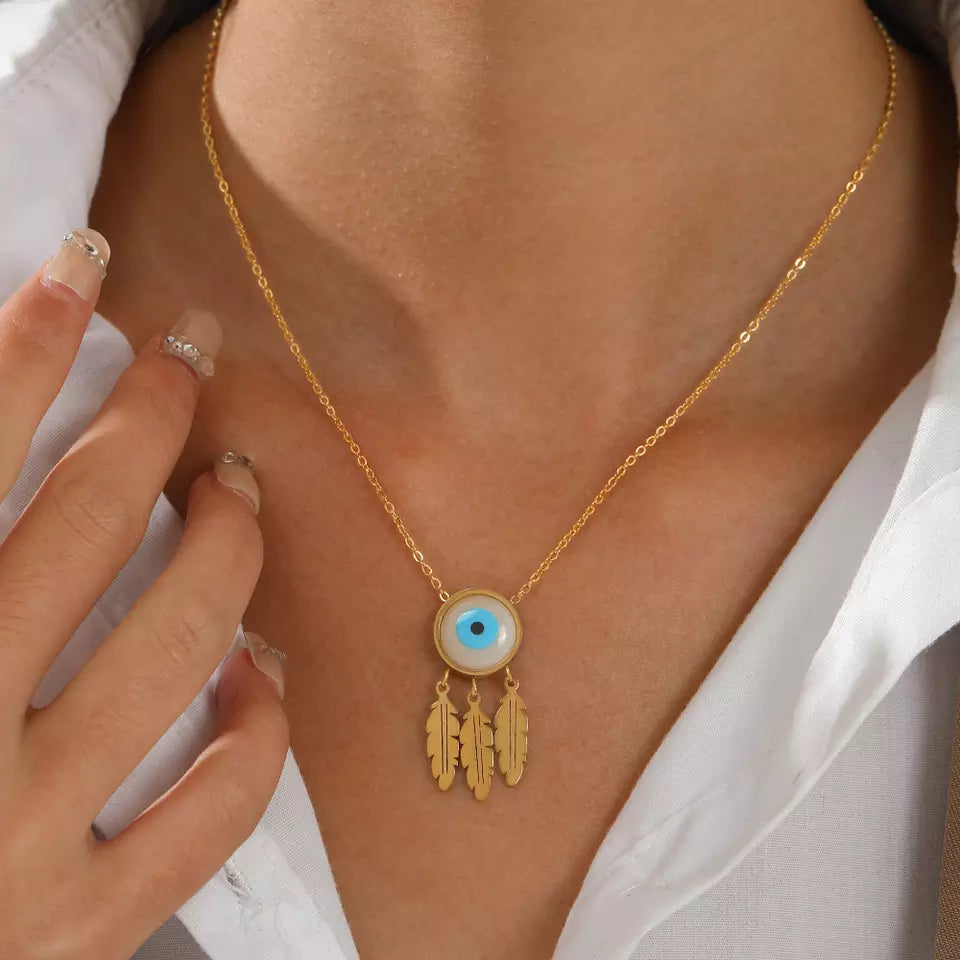 Multi Feather Leaves Eye Pendant Necklace - Gold