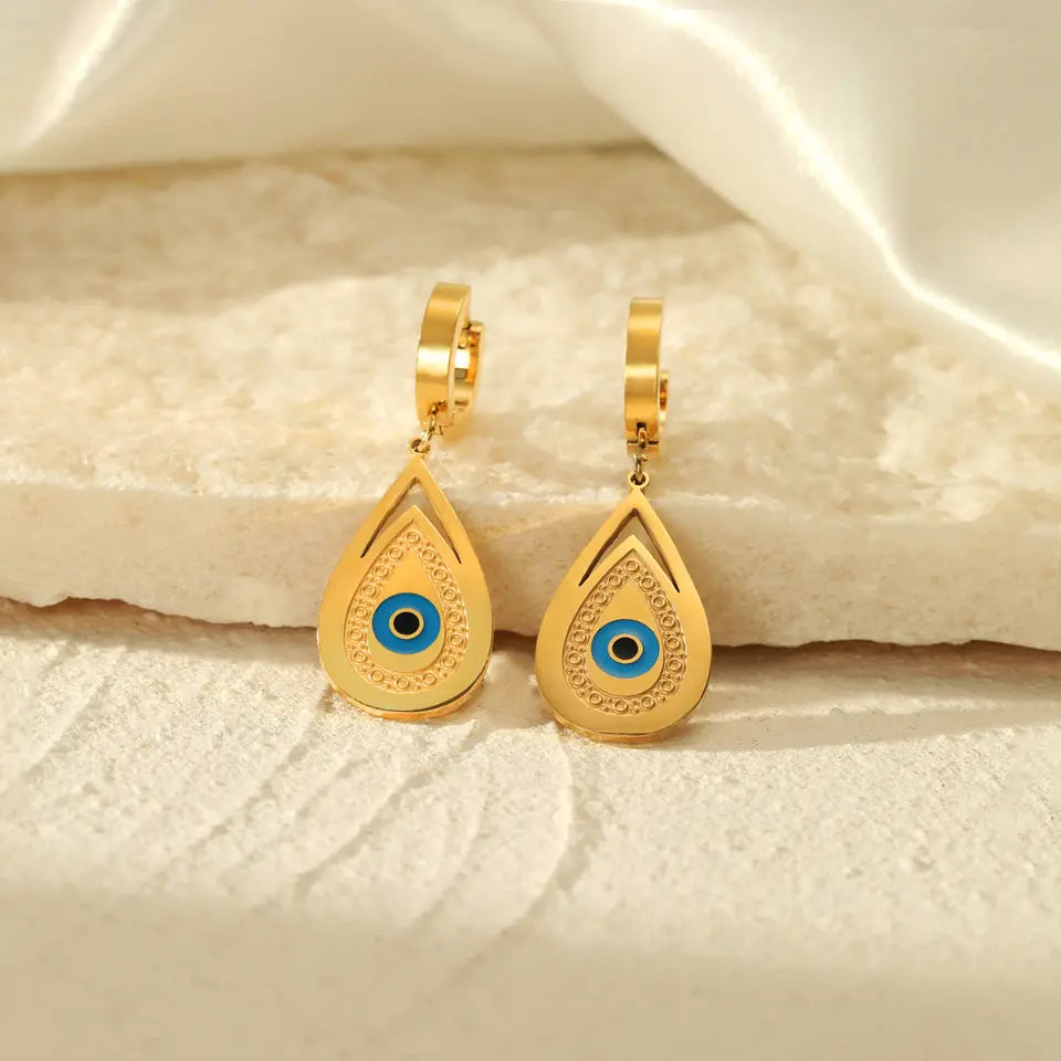 Waterdrop Shape Eyes Drop Earring - Gold