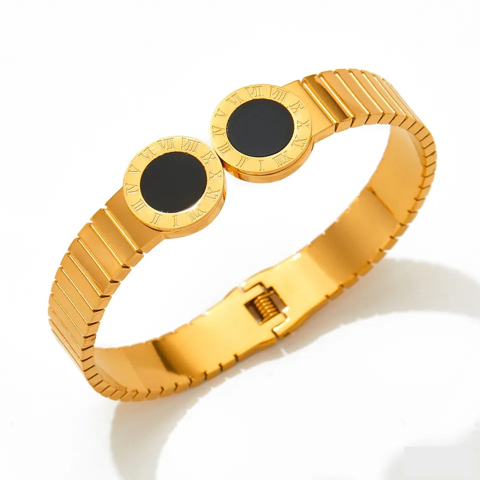 Geometric Roman Numerals Bracelet - Gold